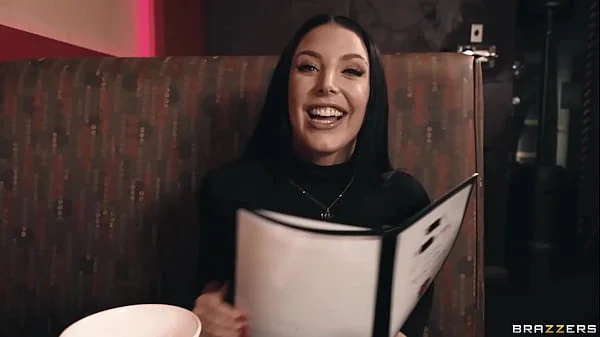 A Blinding Date - Angela White / Brazzers  / stream full from www.zzfull.com/blind