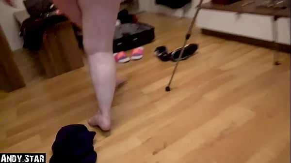 GEILES DEUTSCHES CURVY-TEENY NACH DEM FEIERN OHNE KONDOM ABGEFICKT