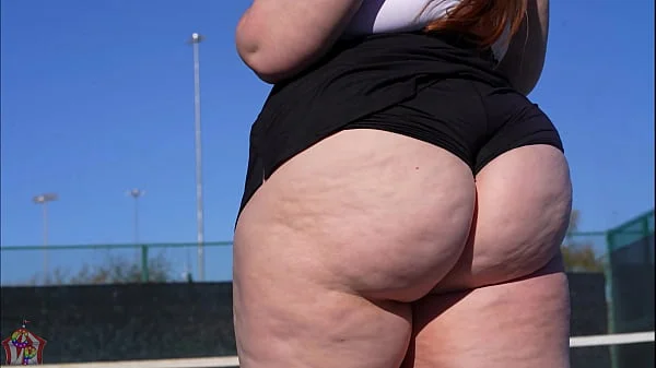 Mia Dior & Cali Caliente Official Fucks Famous Tennis Player After He Won The Wimbledon