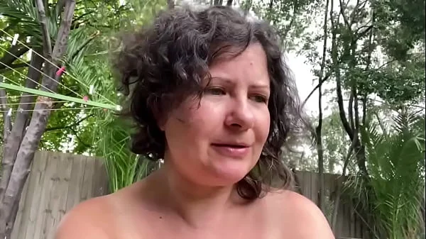 A quick update and a quick (interrupted) wank in my tent covered in sunburn and mozzie bites.