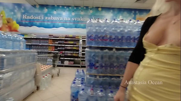 No panties, short dressin, flashing pussy and boobs public in supermarket.