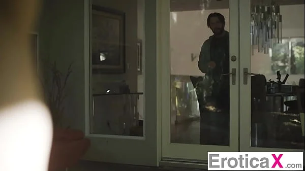 EroticaX - Hot Asian Stranger Made Love To By Writer -