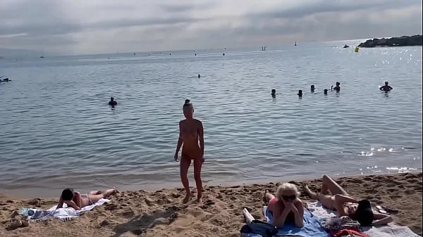 Naked Monika Fox Swims In The Sea And Walks Along The Beach On A Public Beach In Barcelona