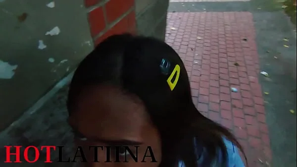 Colombiana Se Traga Mi Leche en Publico en MEDELLIN COLOMBIA
