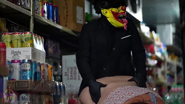 Horny BBW Gets Fucked At The Local 7- Eleven