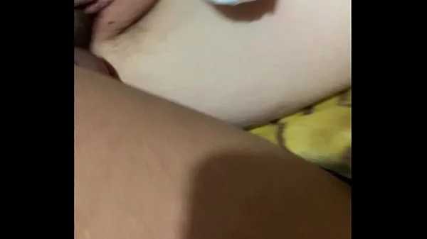 Safada colegial gostosa grandes mamas dias vermelhos