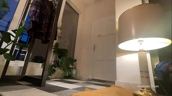 He was shoked. I wanted to seduce the delivery guy, I oiled my body and met him naked