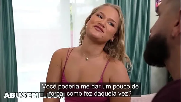 A loira Harley King quer que Peter Green boomboom em sua boceta, então ela o faz.