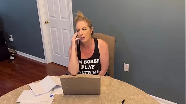 Curvy Milf Danni Jones Gets A Home Visit From Her Fit Masseuse