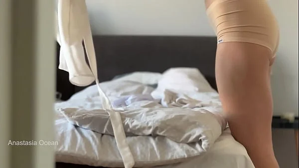 When your housekeeper is flashing tits during work. Voyeur Underboob. Downblouse.