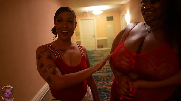 Prettyyasspai & Jada Lanae Seduce Gibby The Clown At The MGM Signature In Las Vegas