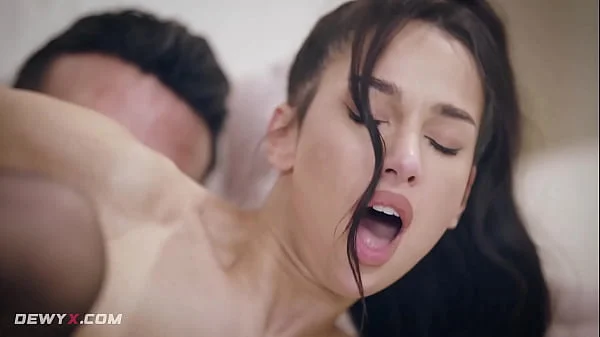 Honey rendezvous with a friend