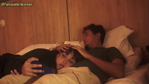 Mi hermanastra se traga mi pene despues de ver una peli casi nos descubren FANTASIAHARDCORESEX