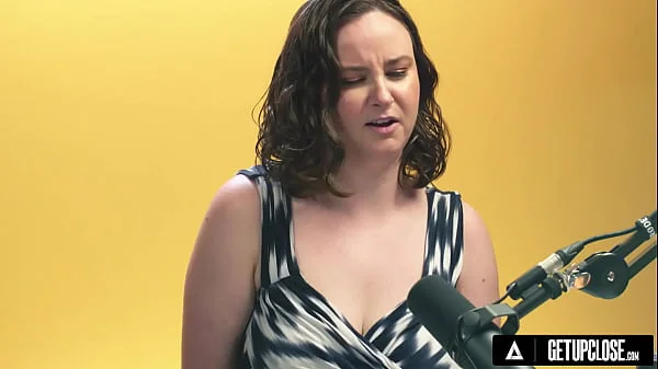 UP CLOSE - How Women Orgasm With All Natural Beauty Jay Taylor! INTENSE VIBRATOR ORGASM! FULL SCENE