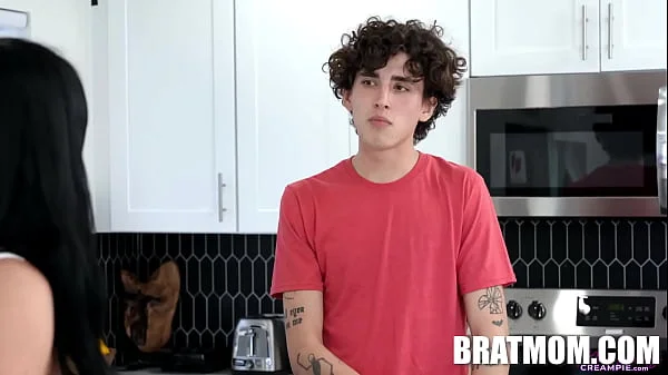 Stepsons Sexual Services Dylan Ledger, Jennifer White