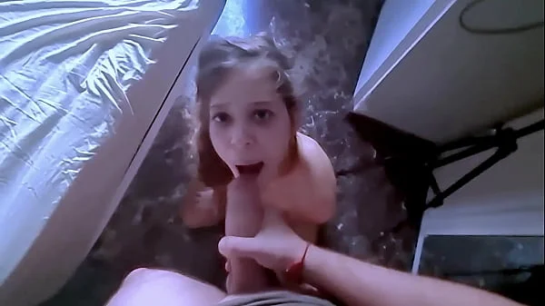 Ana Duro is one of the hottest amateurs on Xvideos, Vergosodotado is the pizza delivery man who will have his dick sucked and then fuck her in her husband's bed who is not home at the moment