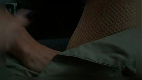 Provoquei o uber e deixei ele brincar com minha bucetinha