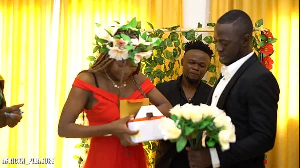 je baise toutes les copines de ma femme