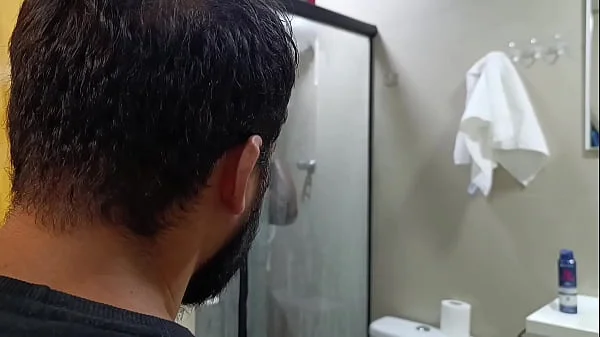 ACEITA UMA AULA GRATIS ?? PERSONAL GOSTOSA MOSTRA PRO SEU VIZINHO COMO FAZ UM AGACHAMENTO