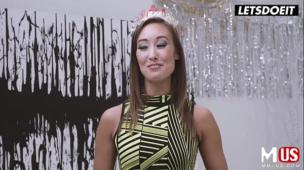 Big Tits Brat Violet Myers Gets To Fuck Huge BBC At Birthday Party - LETSDOEIT