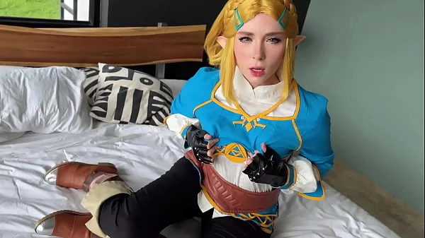 Zelda Deepthroats and Fucks Passionately in Ass and Pussy till Cum Inside - POV Cosplay