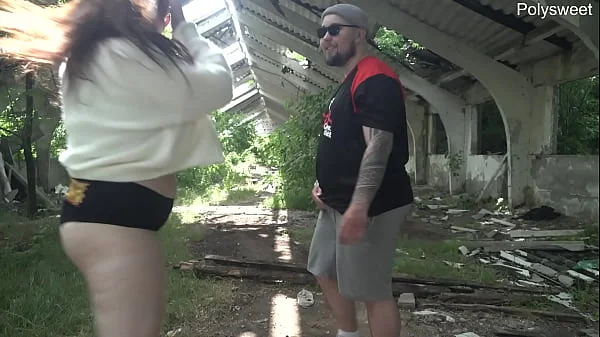 Hot public pegging in sunny weather