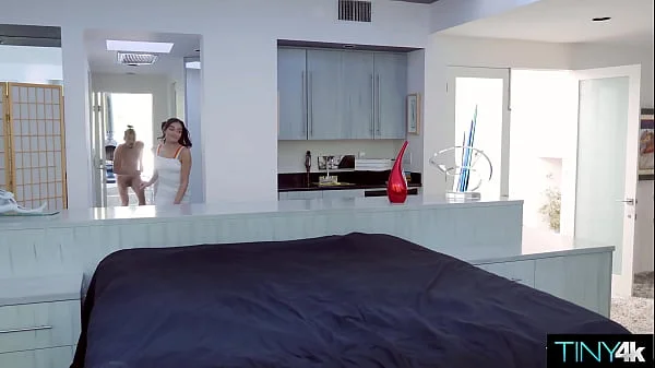 Emily Willis Lets Big Cock Borrow Of Her Pussy