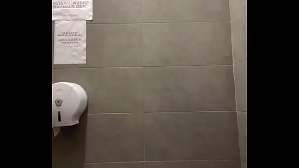 Double penetration and squirting in public