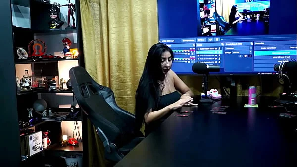 Ruan foi ver se a Renatinha Mello estava sem calcinha, que deliciosa, rolou muita química nesse episodio! - Podcast Pápum no Barraco!