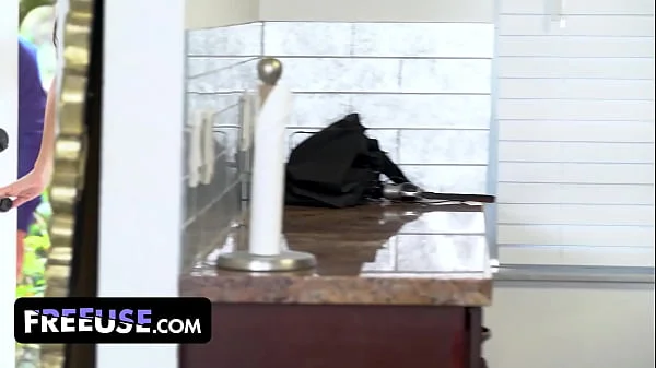 StepDaughter Kendra Heart Gets Eaten Out by StepMom JC Wilds' Boyfriend Whenever He Feels Like It