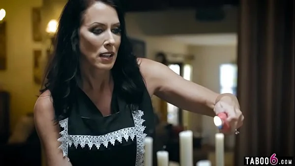 Stepmom makes teen stepdaughter serve her guests naked