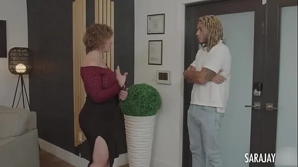 Prime Real Estate! Thick MILF Sara Jay Gets Dicked By Derek Savage!