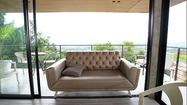 HORNY BITCH PAYS FOR THE TRIP WITH SEX AND I END UP FUCKING HER AT HER HOUSE - ESTEBAN GAMBOA