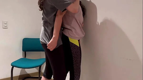 Universitarias tienen una tarea que termina en gemidos!!