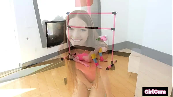 Intense Orgasms Make Tiny Dancer Look Like She Has Parkinson's