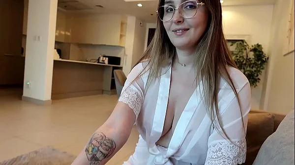 Best Friend’s Mom: Textbooks and Sudden Passion