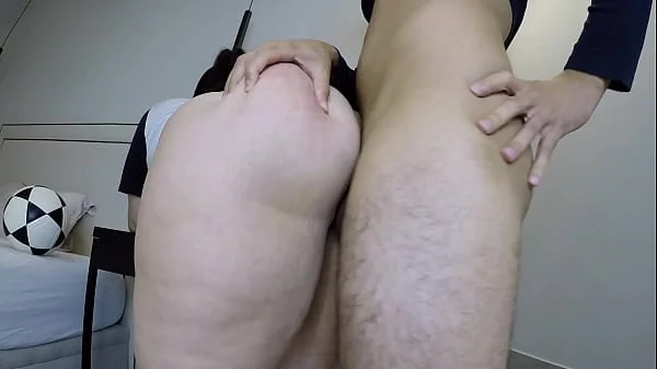 Juiz fazendo sexo com a atacante do time de futebol feminino, ela tem uma bunda grande e deliciosa Juliehot33