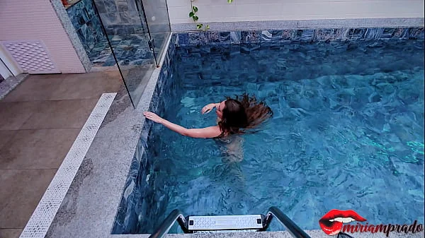 Squirt Masturbation at the Spa / Miriam Prado