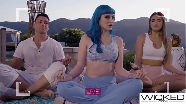 Jewelz Blu & GIselle Blanco's HOT Sex Tape To Create Scandal