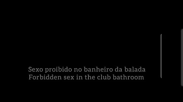 Fodida por um estranho no banheiro de um barzinho sem camisinha!