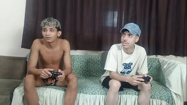 Ensinando meus enteados virgem a transar