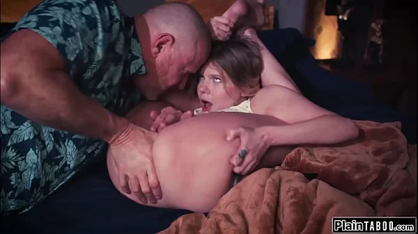 You like to cheat with your stepdaughter on stepfathers day?