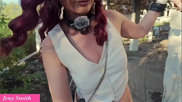 Jeny Smith caught in public place naked and locked