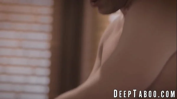 Pretty teen got her asshole gaped and receives a facial