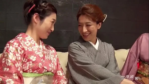 美熟女ダラケの乱交パーティー1