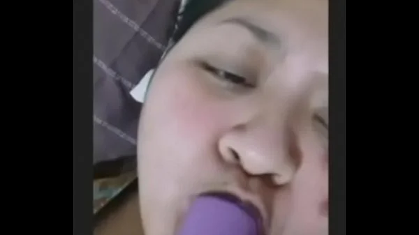 chubby from jakarta want my fucking cum!!(skype)