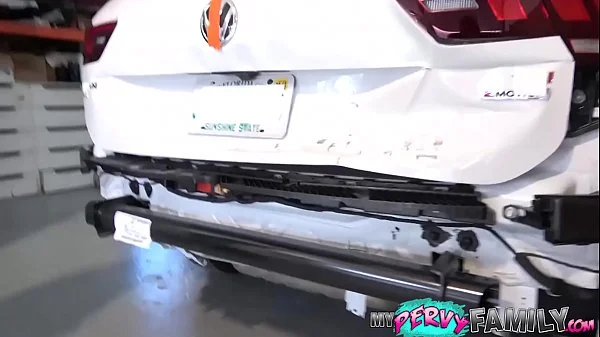 Jane Wilde Screws Step-Dad And Begs For Cum On Face