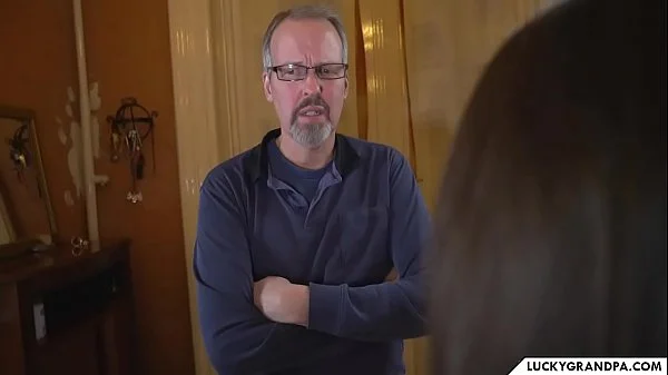 Grandpa fucks friend's daughter pussy