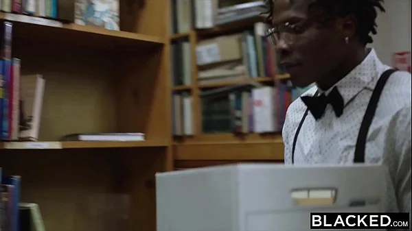 BLACKED This BBC queen finds black nerd with huge cock