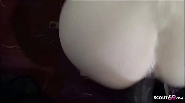 18 Jahre jung rothaariges Punk Teen von Schwarzen gefickt